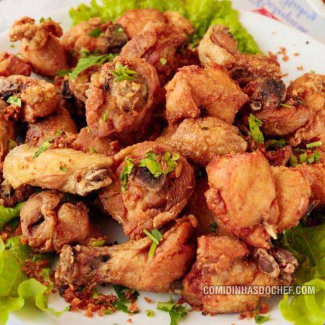 Frango à passarinho