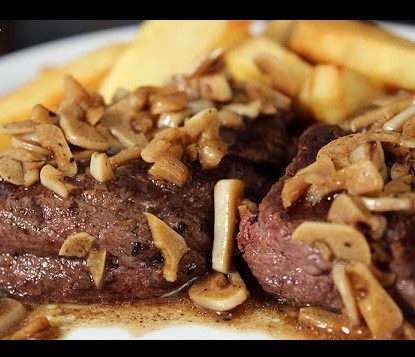 Medalhões de Filet Mignon à Moraes