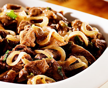 Filet Mignon acebolado e trinchado